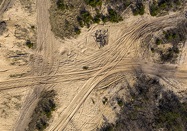 ground vehicle header
