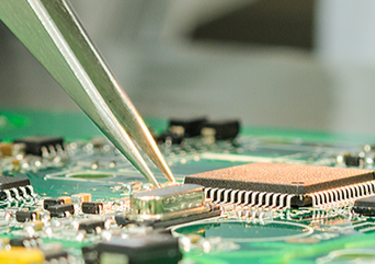 Establishing a Trusted Supply Chain Establishing a Trusted Supply Chain
